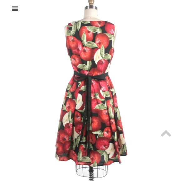 APPLE DRESS IN BLACK/RED - Picture 7 of 7